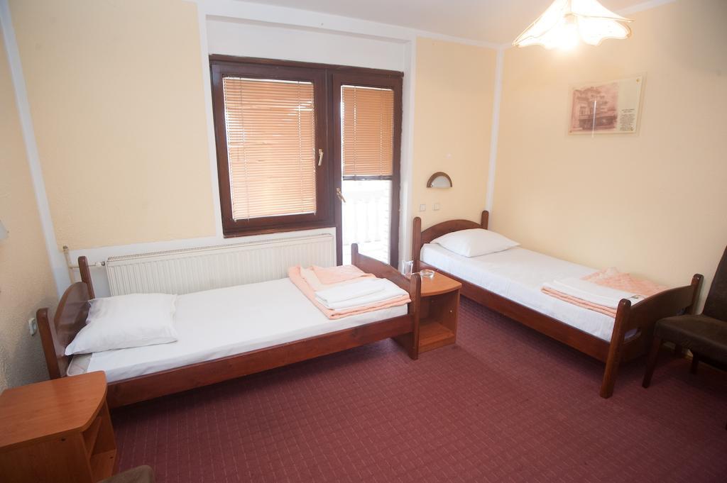 Hotel Extra Lion Md Ni Eksteriør bilde