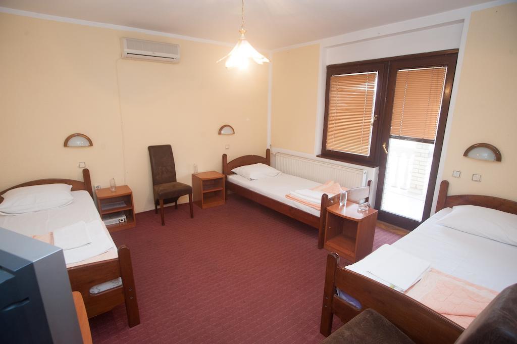 Hotel Extra Lion Md Ni Rom bilde