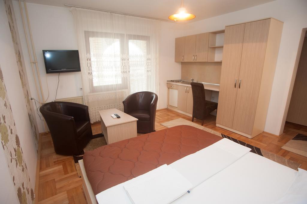 Hotel Extra Lion Md Ni Rom bilde